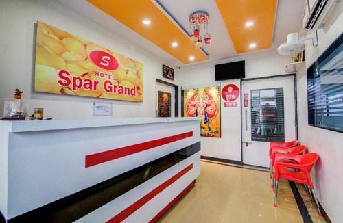 Dabagardens Hotel | Collection O Spar Grand