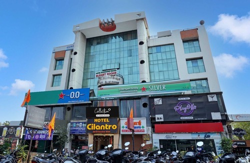 Clover Park House | Collection O Viman Nagar Downtown