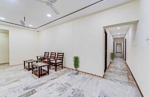 Semmencherry House | Collection O Yash Inn