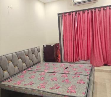 Noida Apartment | Comfortable Private Room in a Peaceful Location