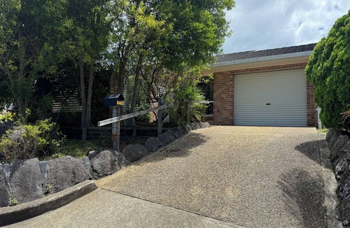 Nambucca Heads House | Comfortable Stylish Townhouse close to cafes, beach, forest & river