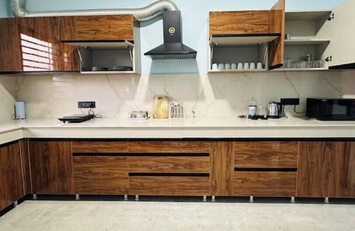 Kharar Apartment | Comfy Corner | Cozy 3BR Retreat with Private Balcony