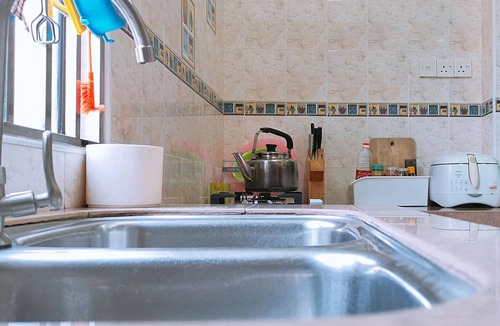 Sekudai House | Comfy Corner House 4BR @10 mins legoland 10-16pax