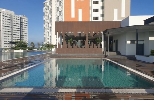 Kampung Masjid Timah Apartment | Comfy Suite Room with 1 Bedroom and 1 Living Room