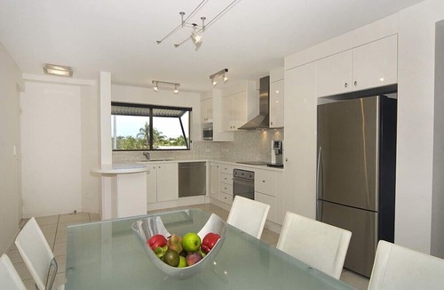 Sunrise Beach Apartment | Commodore