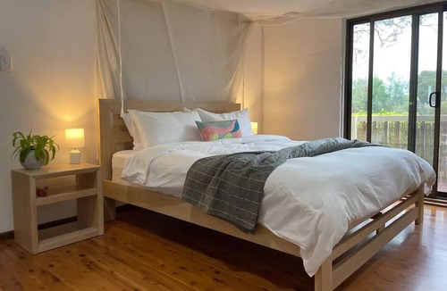 Congo House | Congo Beach Getaway