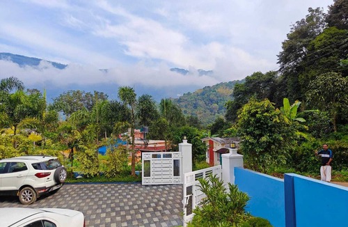 Devikolam Villa | Cool Nest Pool Villa Munnar by VOYEHOMES
