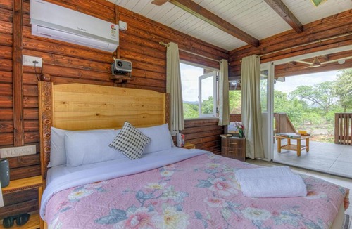 Mulshi Ski Chalet | CosmicStays Yotsuba- Luxury Chalet in a Zen Forest