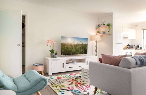 Strathfield Apartment | Cosy 2-Bed Apartment in the Heart of Strathfield