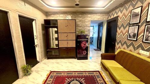 Kolkata Apartment | COSY Room A2 IN 4BHK