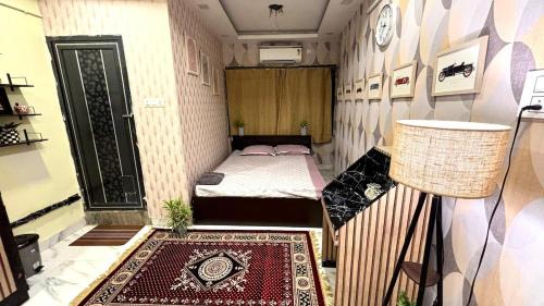 Kolkata Apartment | COSY Room A2 IN 4BHK