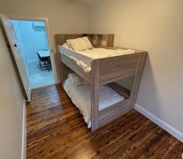 Griffith Apartment | Cottage on Carrathool
