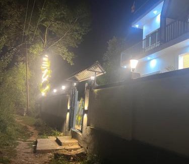 Patnitop House | Countryside forest village