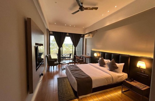 Neora Hotel | COUNTRYSIDE RESORT MURTI