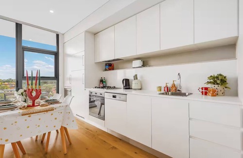 Macquarie Park Apartment | Cozy 1BR Home w/Parking Near Macquarie University & Metro