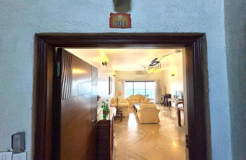 Vainguinim Apartment | Cozy 2BHK Sea View Apartment in Panjim