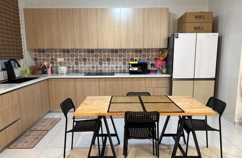 Puchong Apartment | Cozy 3BR Escape Modern Comfort in the City