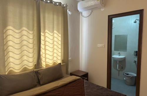 Hyderabad Apartment | Cozy and Peaceful Entire 2Bhk near US consulate