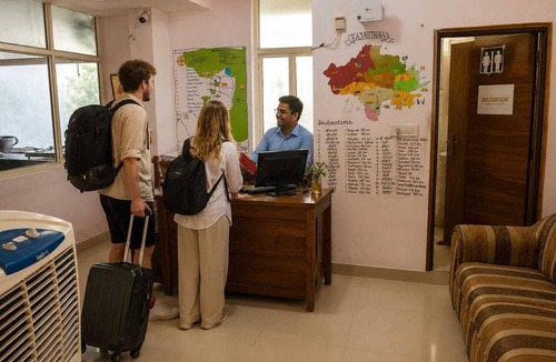 Amer Fort Road Hostel | Cozy Den Jaipur