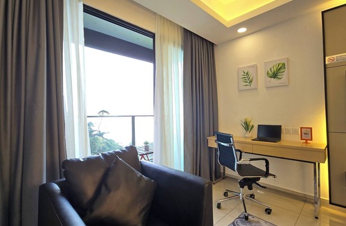 Genting Highlands Hotel | Cozy hotel suite in marvelous Genting Highlands with mountain view, WiFi