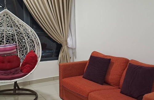 Pudu Apartment | Cozy KL Home! 3min walk to Train Station & Malls