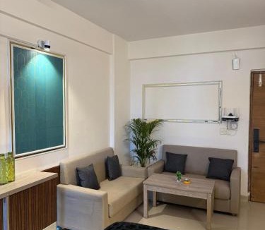 Ghaziabad Apartment | Cozy Studioo