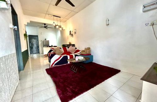 Taman Impian House | Cozy16#4pax#wifi#NearAeonAlma#5kmtoiconcity