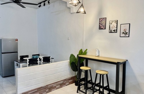 Taman Impian House | Cozy16#6pax#netflix#nearaeonalmabukitmertajam#10kmbatukawan