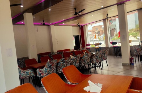 Karnaprayag Hotel | cp residency