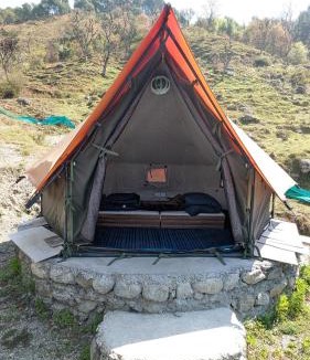 Gunehr Hotel | Crazy Cub Camp