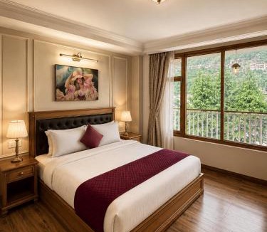 Manali Hotel | Crest Manali River View