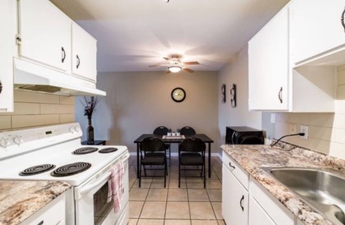 Jasper Place Condo | Crew Accommodations Sleeps 4 - AMAZING Value! K308