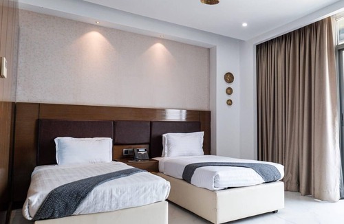 Jessore Hotel | Crown Comfortia Hotel Jashore