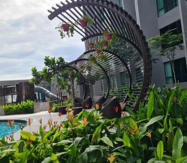 Kampung Pantai Dalam Apartment | Cubic Botanic@ Bangsar South