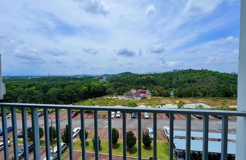 Kampung Rinching Ulu Apartment | D'Camellia 43500 Semenyih Homestay