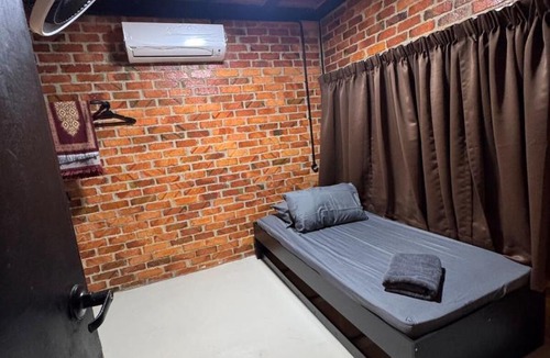 Jerteh House | D'HUTAN BIRU TINY HOUSE #BesutTerengganu