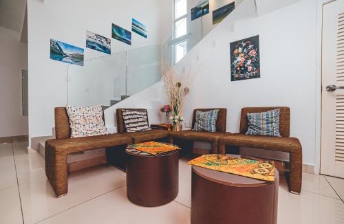 Bandar Penawar House | d'Lux 6BR16-25px Pool BBQ NetFlx HotPot KTV Mahjong by Our Stay