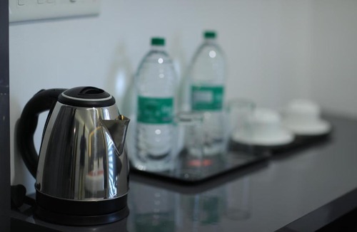 Edapalli Hotel | D-Luxe Hotel