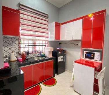 Kampung Gong Mak Som House | D'MENTARI BONDA Homestay Pool