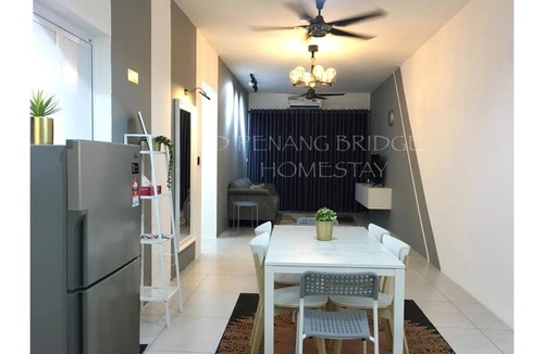 Kampung Masjid Timah Apartment | D’Penang Bridge Homestay