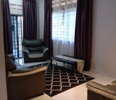 Kampung Geliga Besar House | D'Salbiah Homestay