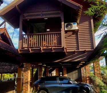 Kampung Leban House | D Teratak Tok Ayah Nenda