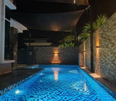Durian Tunggal Villa | D'ZAHRA HOME - with 30ft private pool