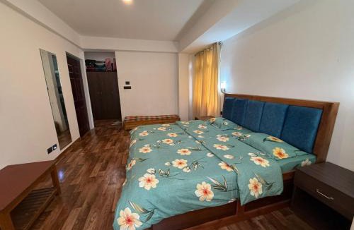 Geyzing House | Darap Dzimkha