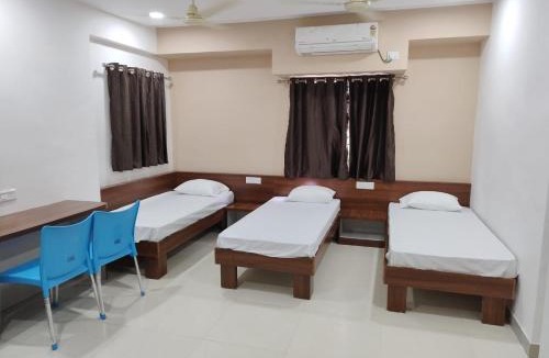 Pune Hotel | DatsunG Studios Near Pune Airport