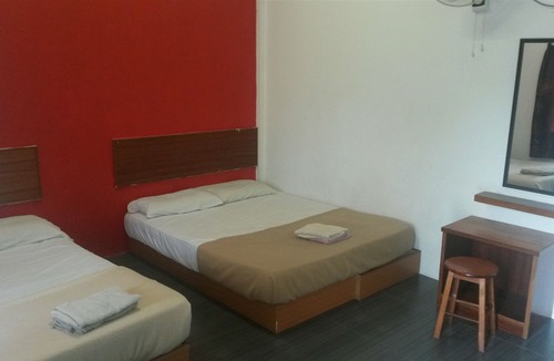 Teluk Cempedak Hotel | De Chempedak Guest House