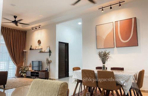 Padang Sekolah House | De Jara Guesthouse, Kuala Dungun