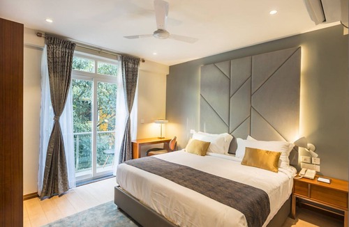 Bengaluru Hotel | De Mandarin