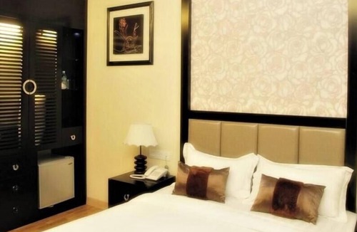 Taman Wah Keong Hotel | De Residence Hotel