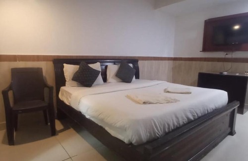 Gauravaddo Hotel | De Ritchita Palace
